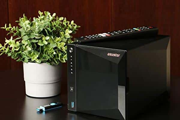 Découvrez notre test du NAS Asustor Drivestor 4 Pro : performances, connectivité et fonctionnalités pour optimiser votre stockage réseau en 2024.